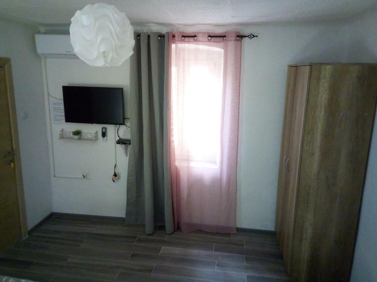 Vicky 1 Daire Kotor Dış mekan fotoğraf